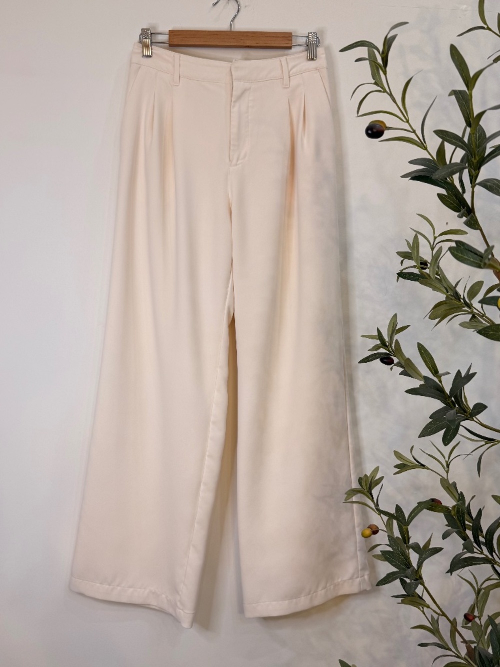 GAP Easy Trouser Ivory High-Rise Wide Leg Pleated Pants Size 8